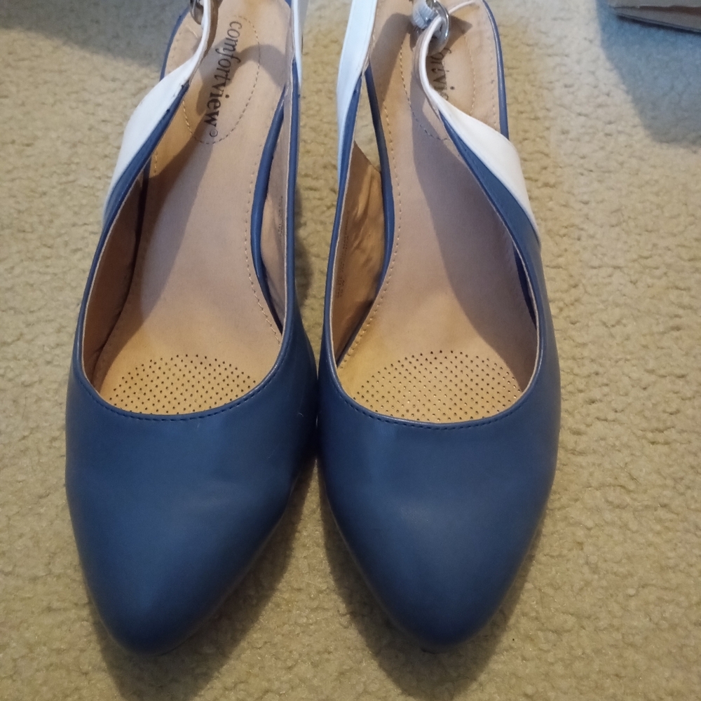 Ladies shoes